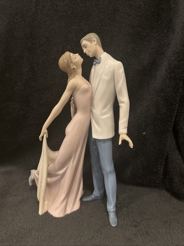 Lladro happy anniversary - lladro, anniversary"