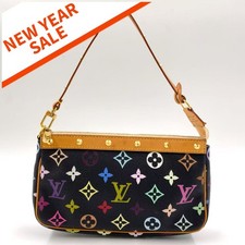 LOUIS VUITTON Pochette