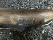 Sella Brooks in pelle Champion