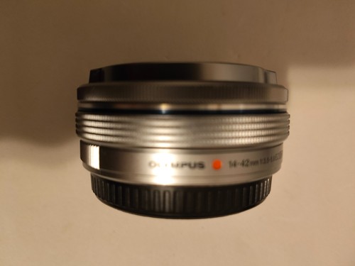 Olympus zuiko 42mm - m.zuiko, 14-42mm