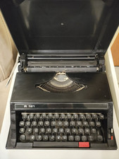 Macchina Da Scrivere Vintage Silver Reed R121 Anni 60