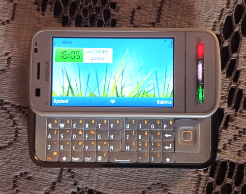 Nokia smartphone with - c6-00,