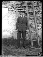 Ritratto Jeune Uomo Con Scala