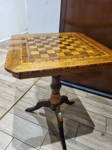 Tavolino antico gioco a - da,