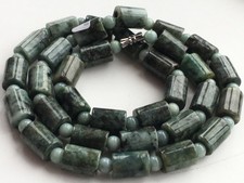 Collana perle secchio giadeite