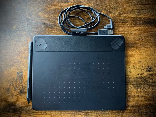 Wacom black small - wacom, art