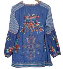 Top a righe Kyla Seo ricamato