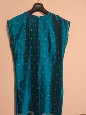 Doppio abito in raso blu con