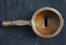 Antico elemosiniere in rame con sacchetto coevo