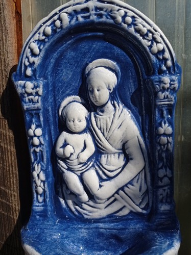 Acquasantiera terracotta