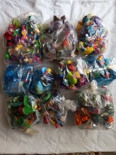 Lotto extrakinder sorpresine ferrero, aida, lunes, magotti, roteò, scatenini