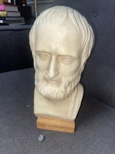 Antico busto testa Dodona