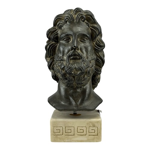 Statua pietra fusa moldano - pietra,