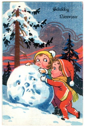 Bambini costruiscono pupazzo