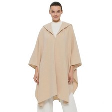 Poncho Zara con cappuccio da