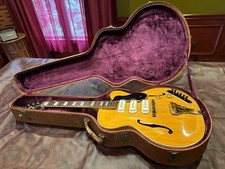 1953 Guild X-375 Stratford