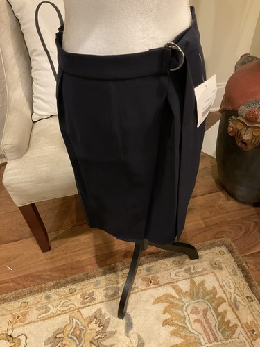 Nwt louis vuitton knee - louis,