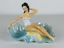 Statua In Ceramica Italiana Anni ‘60 Figura Femminile Seduta Su Conchiglie