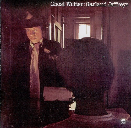 Ghost writer garland - ghost,