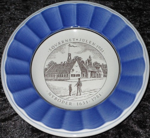 1981 royal copenhagen fayence - royal,