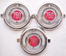 3 FREGIO FIAT 750 PLASTICA