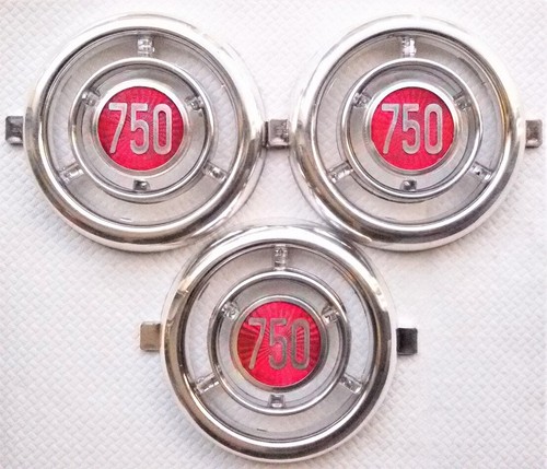 Fregio fiat 750 plastica - fiat,