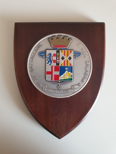 Crest con stemma - , metallico