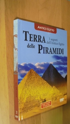 Terra delle piramidi segreti - terra,