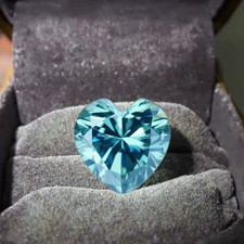 Anello solitario VVS1 cuore