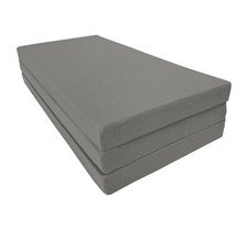 Letto in schiuma a tre