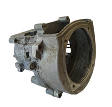 Ricambi CARTER e basamento cilindro per decespugliatore cinese 52 a 43cc usati