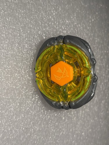 Beyblade metal fury flash - beyblade,
