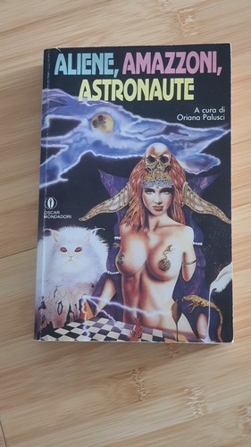Aliene amazzoni astronaute a - aliene,