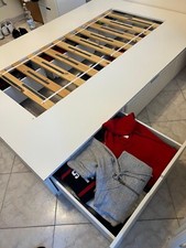 Letto matrimoniale alla francese con cassetti