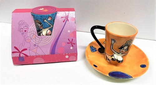Tazza con piattino - , "tette