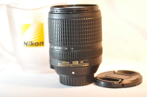 Nikon s nikkor - dx,