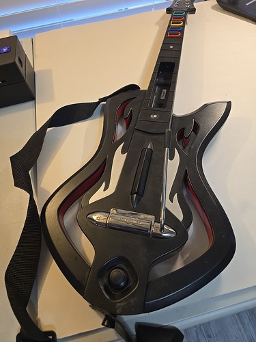 Guitar hero wireless - guitar,