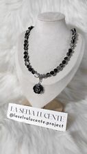 Collana Girocollo Artigianale ~ Perline Nere Cracked ~ Rosa Nera/Grigia (Silver)