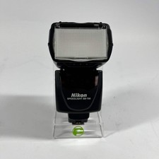 Nikon Speedlight SB-700 Flash