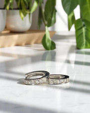 Orecchini Cerchietti Oro Massiccio 18K Bianco Con 10 Diamanti MADE IN ITALY