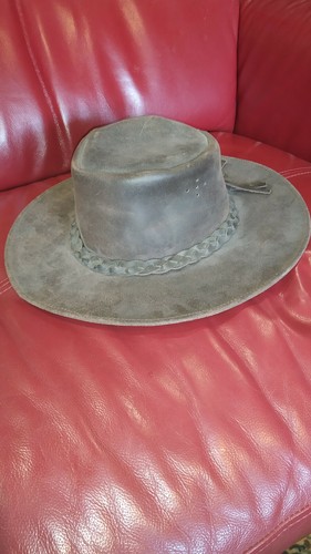 Chapeau cuir veritable - cuir,