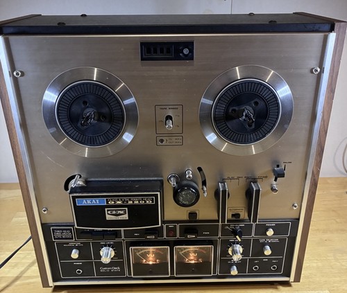 Akai 220d reel - akai, to
