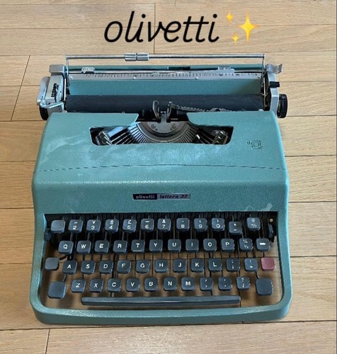 Olivetti lettera typewriter - 32,