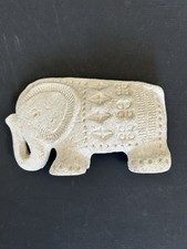Flavia Montelupo Elefante