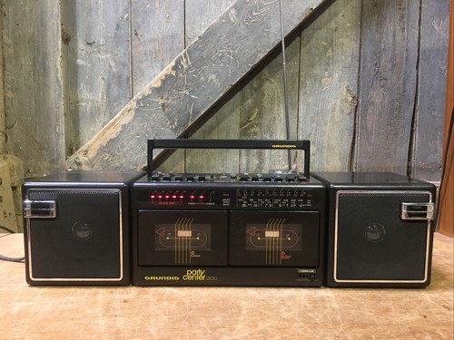 Radio cassetta grundig - a,