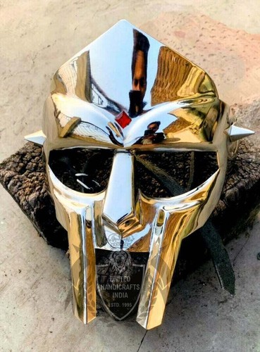 Maschera gladiatore medievale