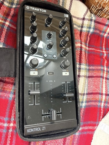 Native instruments traktor - instruments,