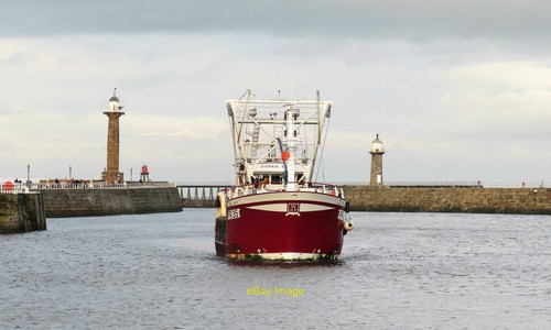 Photo 6x4 coming into port - 6x4, the