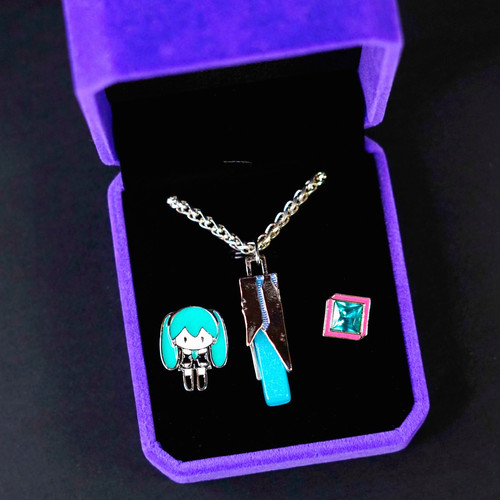 Hatsune miku set - collana, e
