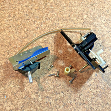 Pioneer PL-112D Giradischi Ricambi Braccio Meccanismo di elevazione con hardware e collegamento